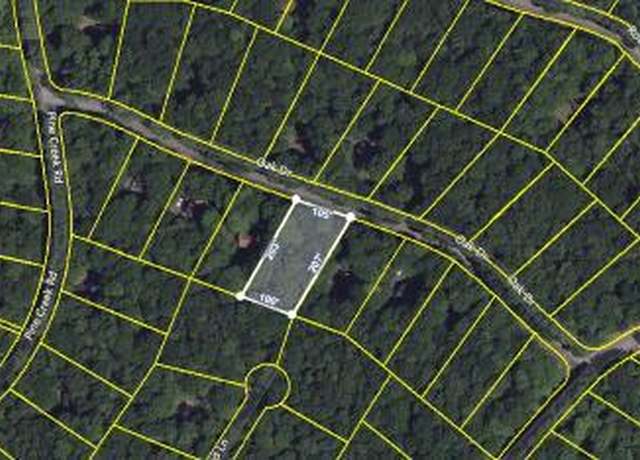 Property at 790 Oak Dr, Hawley, PA 18428