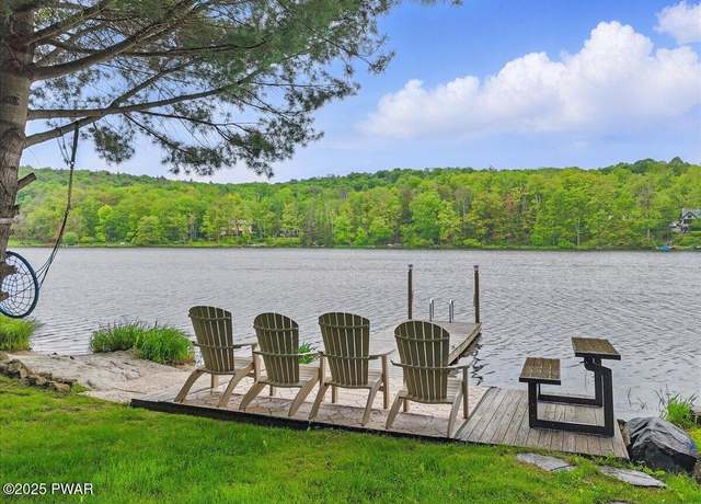 Property at 141 Arrowhead Cir, Newfoundland, PA 18445, 3 beds, 2 baths