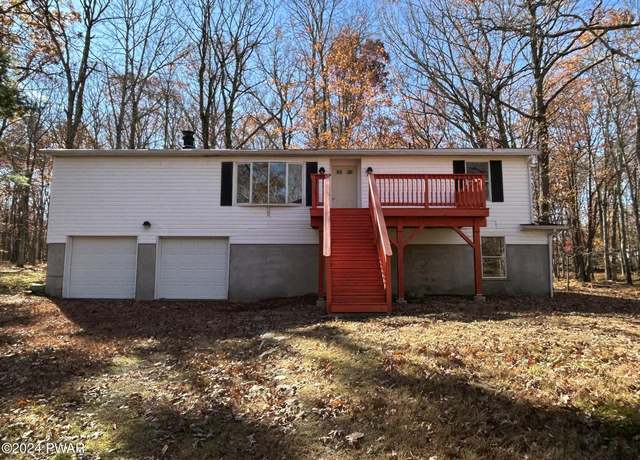 Property at 107 Lower Lakeview Dr, Hawley, PA 18428, 3 beds, 2 baths