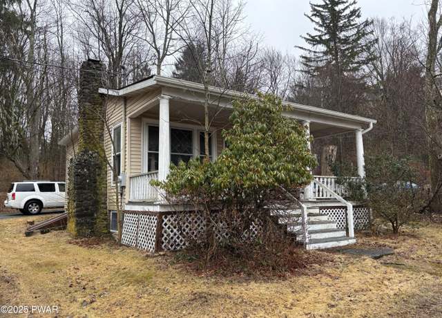 Property at 198 Hemlock Grove Rd, Greentown, PA 18426, 2 beds, 1 bath