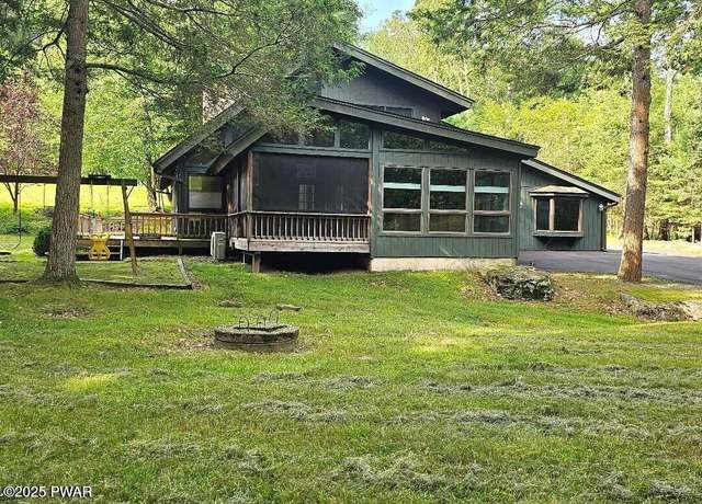 Property at 125 Evergreen Dr, Greentown, PA 18426, 3 beds, 3 baths