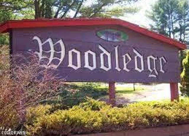 Property at Lot 8 Woodledge East Lake Dr, Hawley, PA 18428