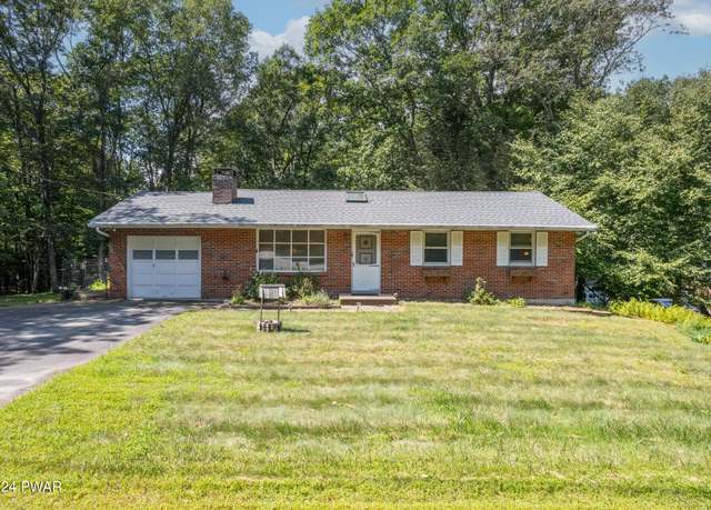 Property at 105 Redwood Rd, Milford, PA 18337, 3 beds, 1 bath