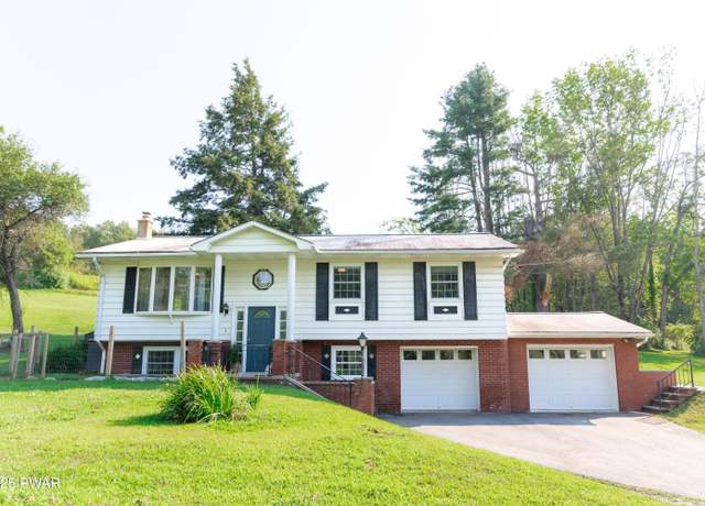 Property at 584 Prompton Rd, Prompton, PA 18456, 3 beds, 1.5 baths