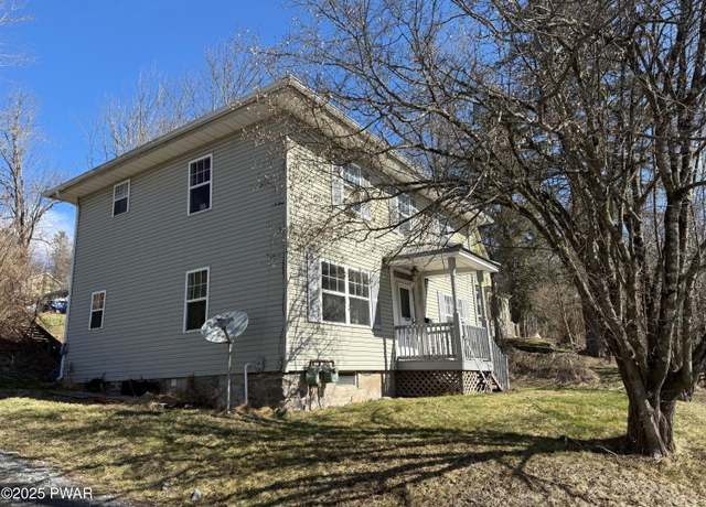 Property at 147 Tryon St, Honesdale, PA 18431, 4 beds, 2 baths
