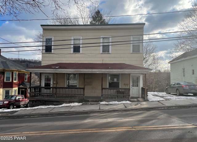 Property at 247 B Terrace St, Honesdale, PA 18431, 4 beds, 2 baths