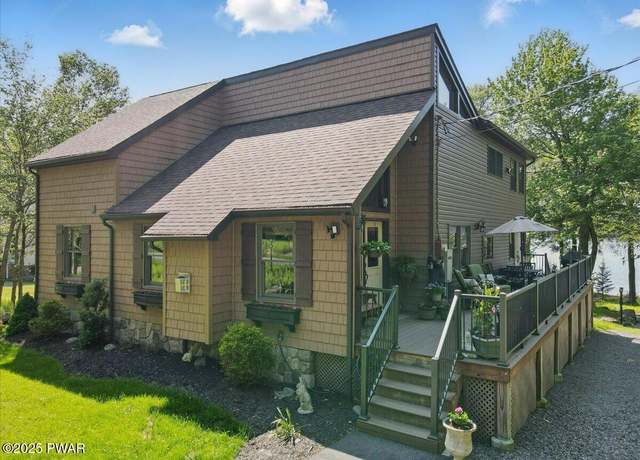 Property at 1057 K Ln, Gouldsboro, PA 18424, 4 beds, 3.5 baths