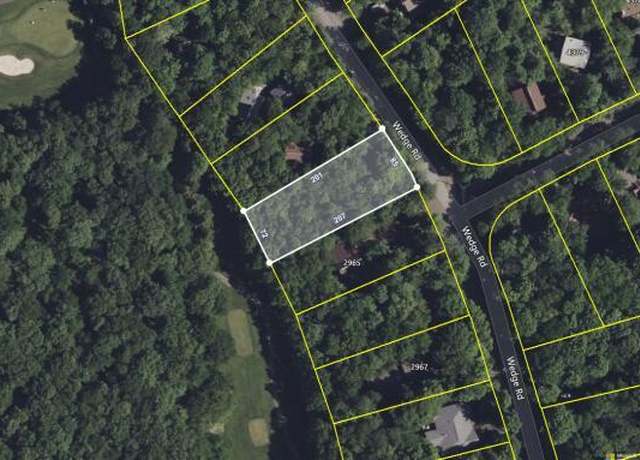 Property at 22 Wedge Dr, Lake Ariel, PA 18436