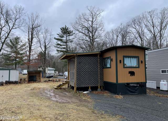 Property at 13 Booboo Ln, Hawley, PA 18428, 1 bed, 1 bath
