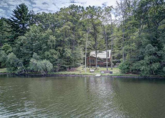 Property at 102 Lake Run, Greentown, PA 18426, 3 beds, 2 baths