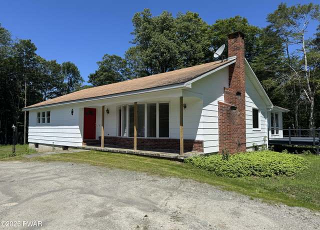 Property at 69 Como Rd, Lakewood, PA 18439, 3 beds, 2 baths
