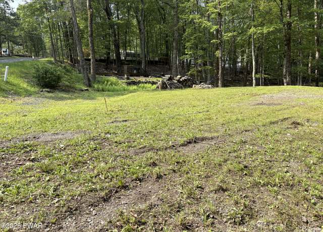 Property at 136 Forest Glen Dr, Milford, PA 18337