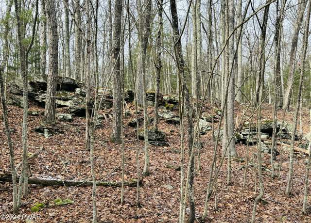 Property at 797 Tink Wig Dr, Hawley, PA 18428