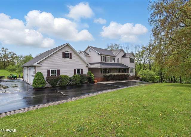 Property at 316 Laurel Dr, Honesdale, PA 18431, 5 beds, 3.5 baths