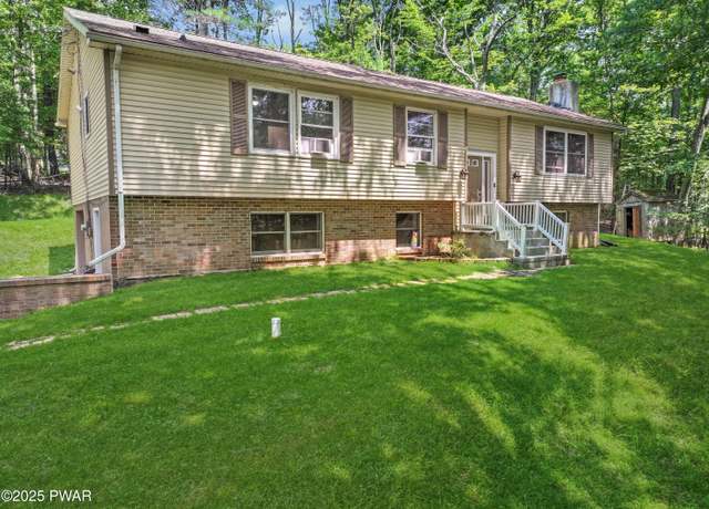 Property at 109 Crocus Ln, Milford, PA 18337, 3 beds, 2.5 baths