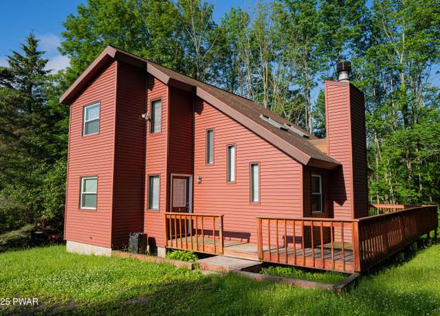 Property at 11 Meadowview Dr, Lake Ariel, PA 18436, 3 beds, 2 baths
