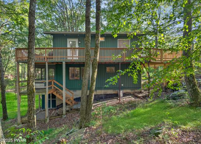 Property at 405 Canoebrook Dr, Lords Valley, PA 18428, 3 beds, 2 baths