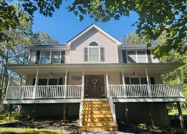 Property at 134 Oneida Way, Milford, PA 18337, 4 beds, 2.5 baths