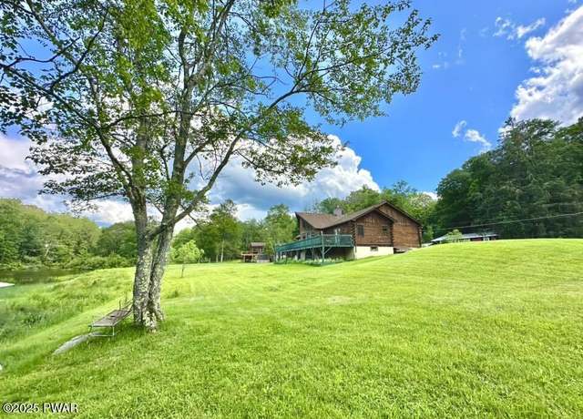 Property at 132 Wynooska Rd, Greentown, PA 18426, 3 beds, 2 baths