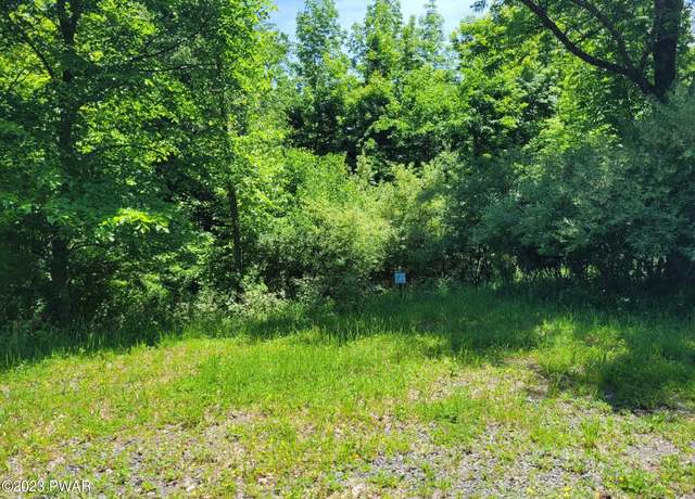Property at 28 Summit View Ct, Honesdale, PA 18431