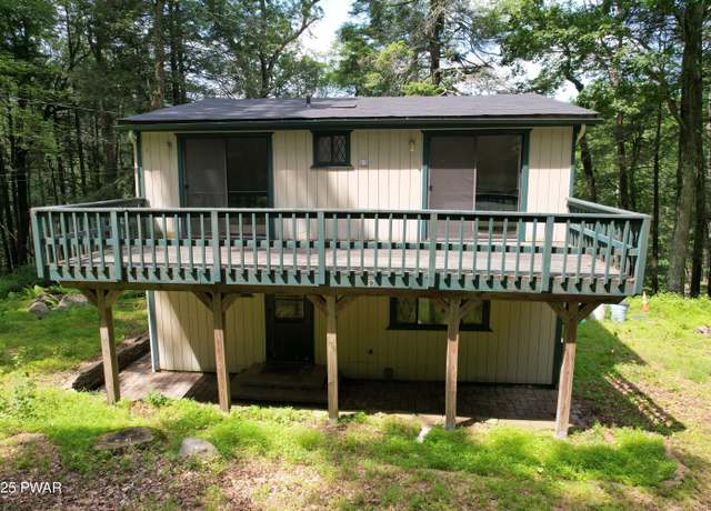 Property at 219 Woodpecker Ct, Bushkill, PA 18324, 3 beds, 2 baths