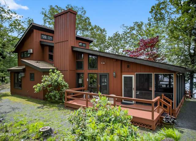 Property at 809 Widgeon Ct, Lords Valley, PA 18428, 3 beds, 3 baths