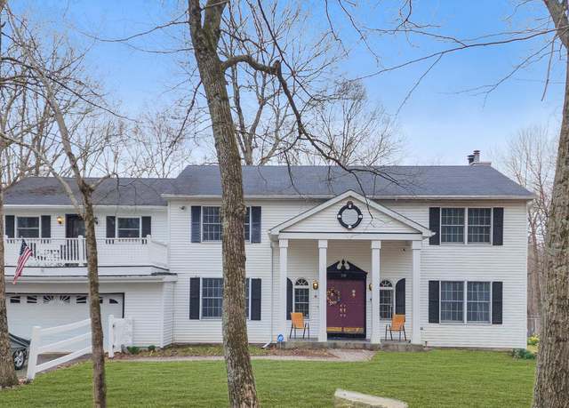 Property at 119 Aspen Dr, Milford, PA 18337, 4 beds, 3.5 baths