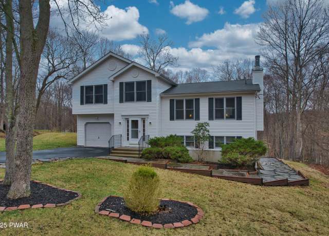 Property at 2411 Sidorick Ln, East Stroudsburg, PA 18302, 4 beds, 2.5 baths