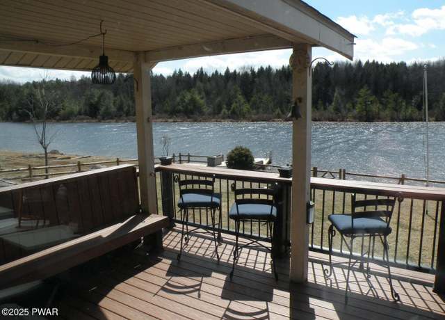 Property at 118 Longfellow Cir, Albrightsville, PA 18210, 3 beds, 3 baths