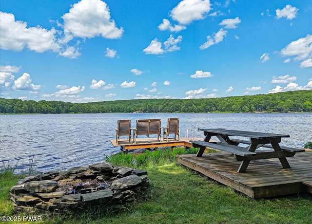 Property at 224 W Shore Dr, Hawley, PA 18428, 4 beds, 2.5 baths