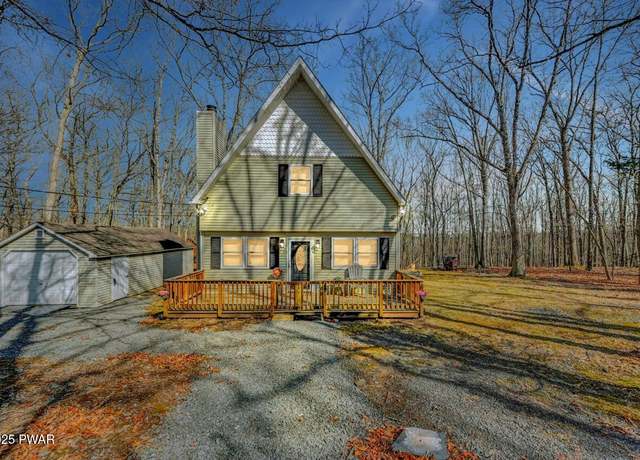 Property at 252 Upper Independence Dr, Lackawaxen, PA 18435, 3 beds, 2 baths