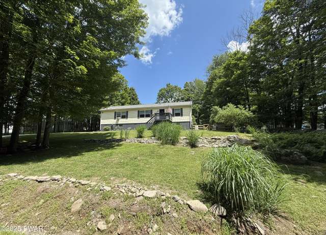 Property at 110 Tranquility Ln, Greentown, PA 18426, 3 beds, 2 baths