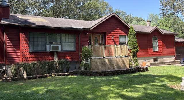 Photo of 112 Goldrush Dr, Hawley, PA 18428