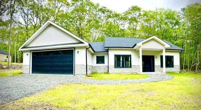 Photo of 103 Whipple Way, Milford, PA 18337