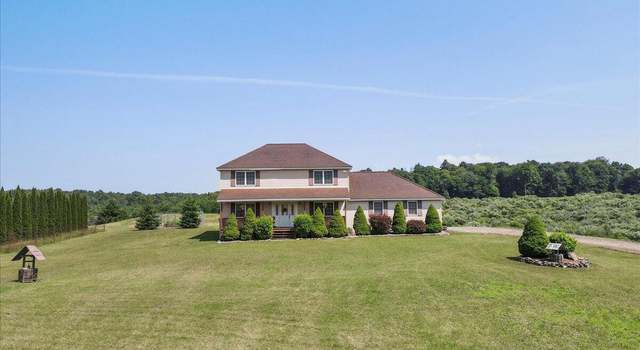 Photo of 203 Griffith Road Rd, Tyler Hill, PA 18469