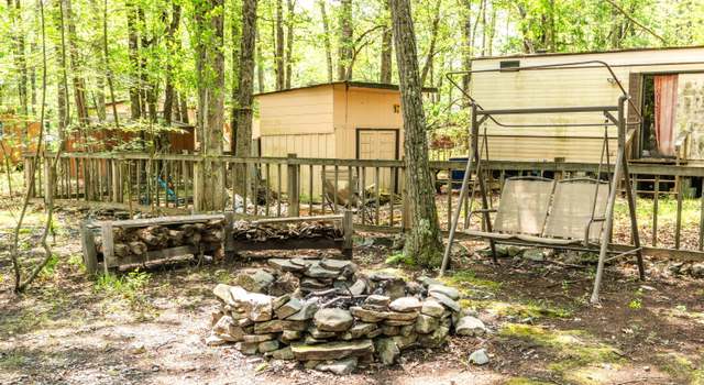 Photo of 313 Chickasaw Ln, Shohola, PA 18458