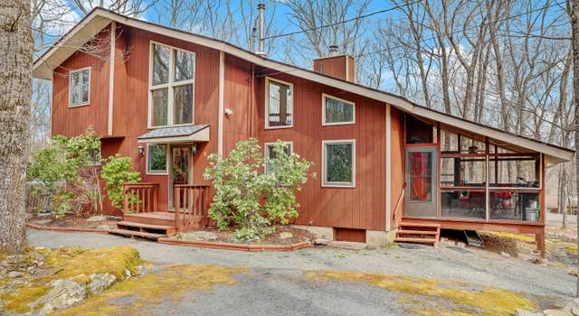 Photo of 103 Blue Shelf Ln, Lords Valley, PA 18428
