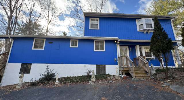 Photo of 133 Gumtree Ln, Dingmans Ferry, PA 18328
