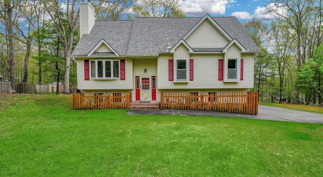 Photo of 106 Cornelia Ln, Milford, PA 18337