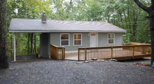 Photo of 152 Cypress Rd, Dingmans Ferry, PA 18328