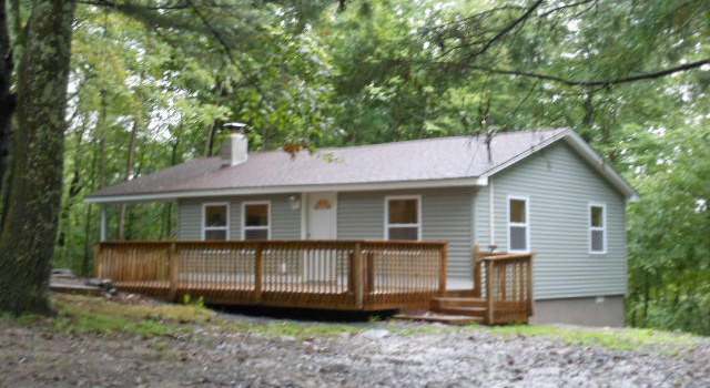 Photo of 152 Cypress Rd, Dingmans Ferry, PA 18328