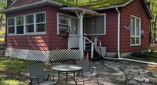 Photo of 123 Oak Dr, Shohola, PA 18458