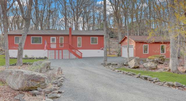 Photo of 208 Comstock Dr, Lords Valley, PA 18428