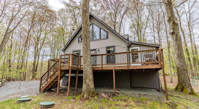 Photo of 112 Butternut Ln, Greentown, PA 18426
