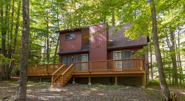 Photo of 16 Garden Dr, Lake Ariel, PA 18436