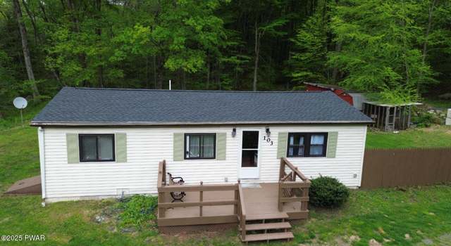Photo of 103 Sand Spring Dr, Greentown, PA 18426