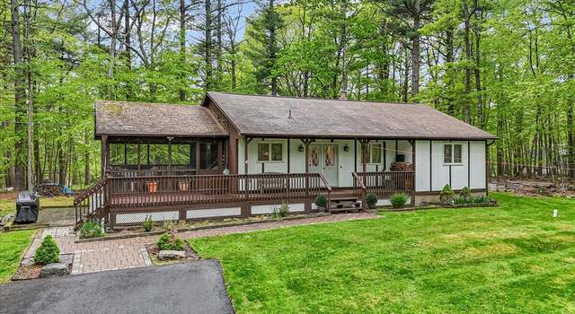 Photo of 106 Snapdragon Ct, Milford, PA 18337
