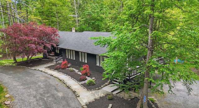 Photo of 130 Meadowbrook Rd, Tafton, PA 18464
