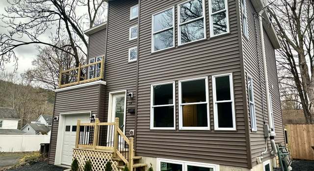 Photo of 104 Blackberry Aly, Milford, PA 18337