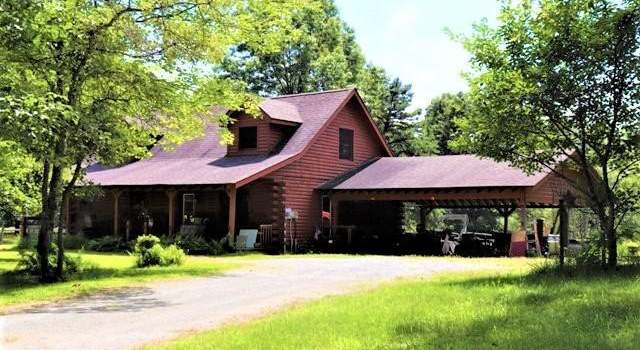 Photo of 165 Lake View Cir, Hawley, PA 18428